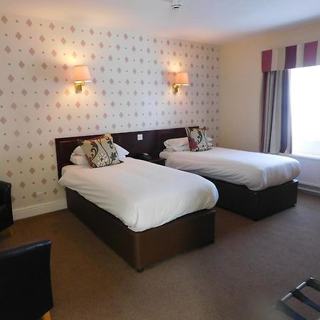 Mariners Hotel Haverfordwest Exterior foto