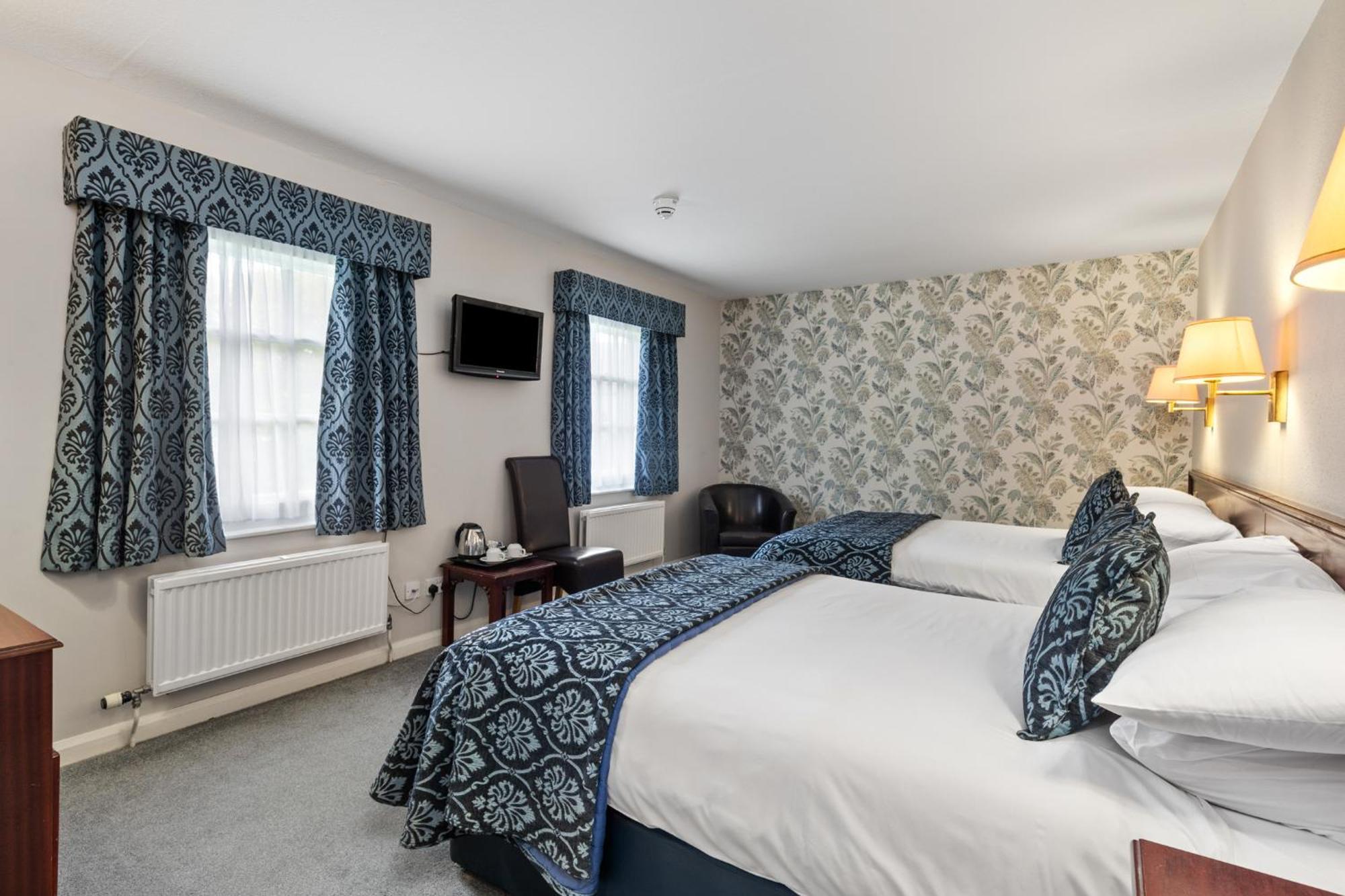 Mariners Hotel Haverfordwest Exterior foto