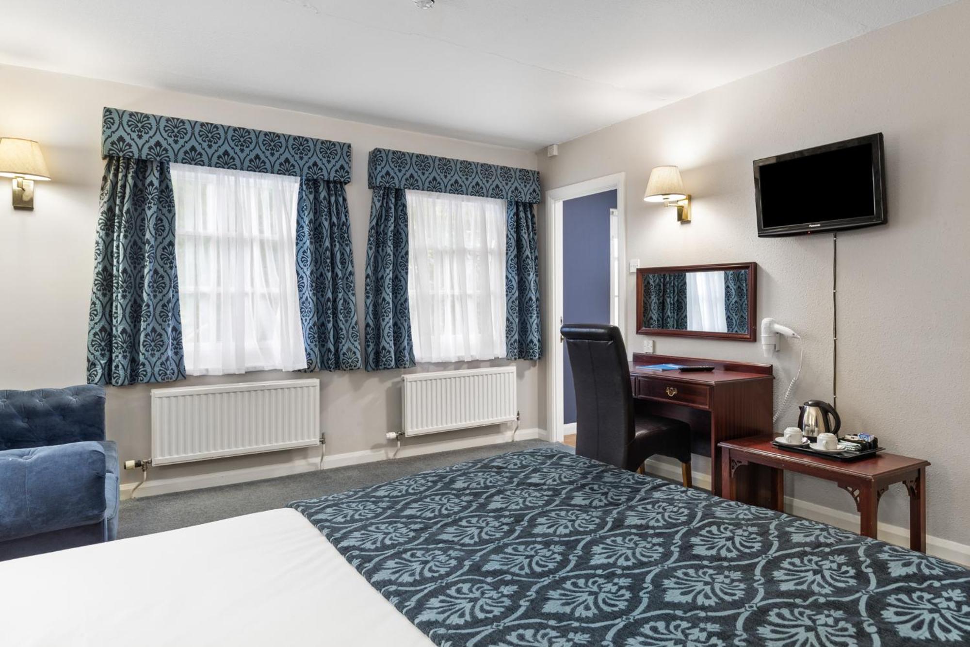 Mariners Hotel Haverfordwest Exterior foto